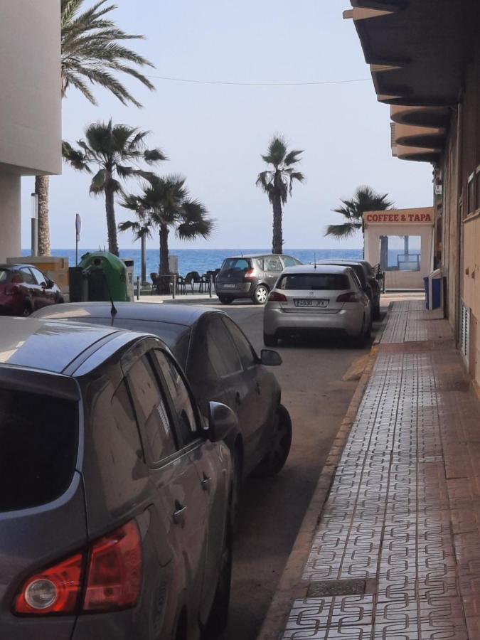 Moderno Apartamento Familiar Junto Al Mar - Conejito Daire Torrevieja Dış mekan fotoğraf