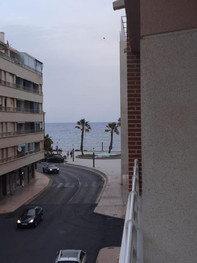 Moderno Apartamento Familiar Junto Al Mar - Conejito Daire Torrevieja Dış mekan fotoğraf
